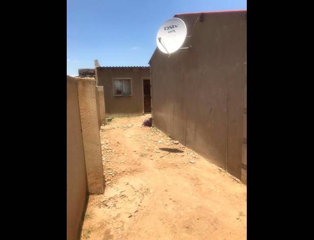 2 BEDROOM HOUSE FOR SALE IN PALM RIDGE